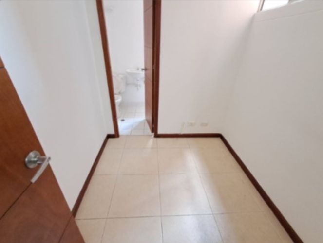 Apartamento de 3 alcobas en arriendo en Los Balsos, Medellín, 130 m² · foto 7 de 24
