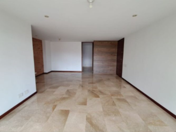 Apartamento de 3 alcobas en arriendo en Los Balsos, Medellín, 130 m² · foto 9 de 24