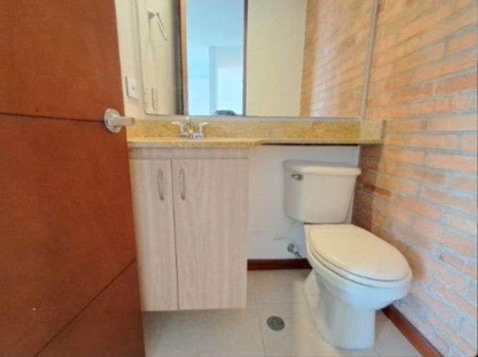 Apartamento de 3 alcobas en arriendo en Los Balsos, Medellín, 130 m² · foto 12 de 24