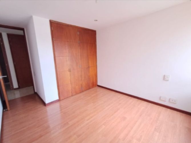 Apartamento de 3 alcobas en arriendo en Los Balsos, Medellín, 130 m² · foto 14 de 24