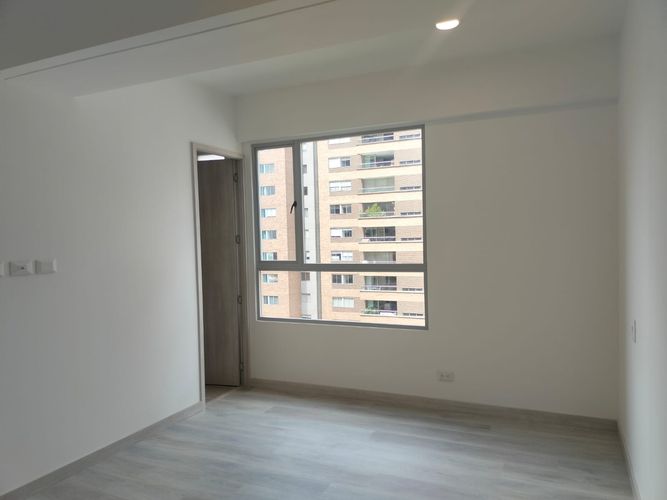 Apartamento de 3 alcobas en arriendo en El Poblado, Medellín, 116 m² · foto 12 de 19