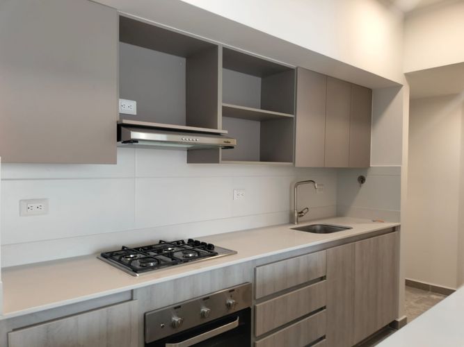 Apartamento de 3 alcobas en arriendo en El Poblado, Medellín, 116 m² · foto 5 de 19