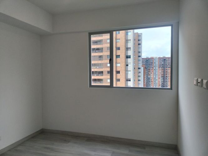 Apartamento de 3 alcobas en arriendo en El Poblado, Medellín, 116 m² · foto 15 de 19