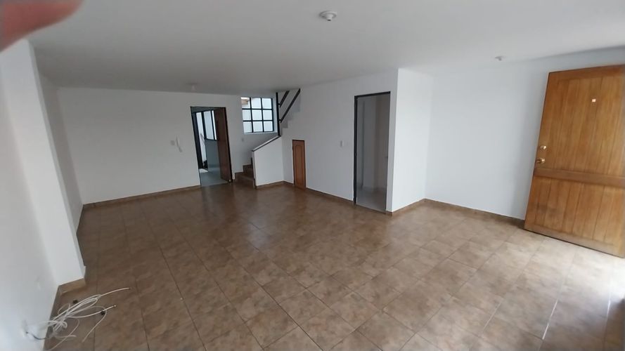 Casa de 3 alcobas en venta en Centro, Sopó, 123 m² · foto 3 de 10