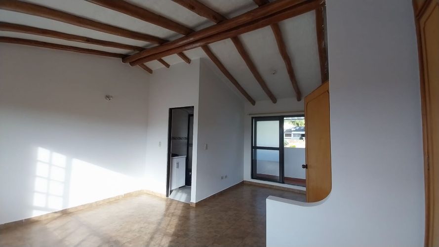 Casa de 3 alcobas en venta en Centro, Sopó, 123 m² · foto 5 de 10