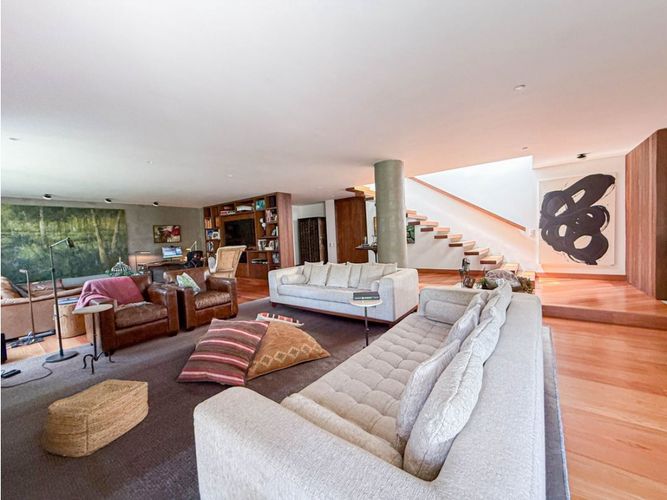 Apartamento de 2 alcobas en venta en Chicó Reservado, Bogotá, 285 m² · foto 3 de 21