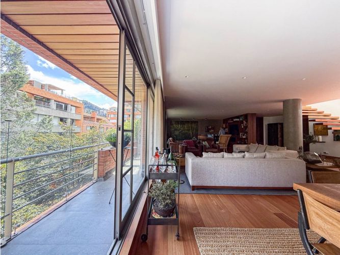 Apartamento de 2 alcobas en venta en Chicó Reservado, Bogotá, 285 m² · foto 20 de 21