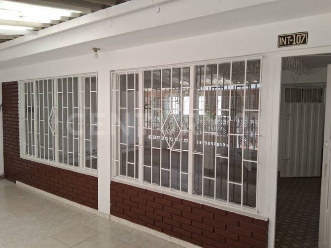 Casa de 4 alcobas en venta en Ciudad Bachue, Bogotá, 200 m² · foto 8 de 24