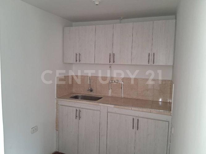 Casa de 4 alcobas en venta en Ciudad Bachue, Bogotá, 200 m² · foto 16 de 24
