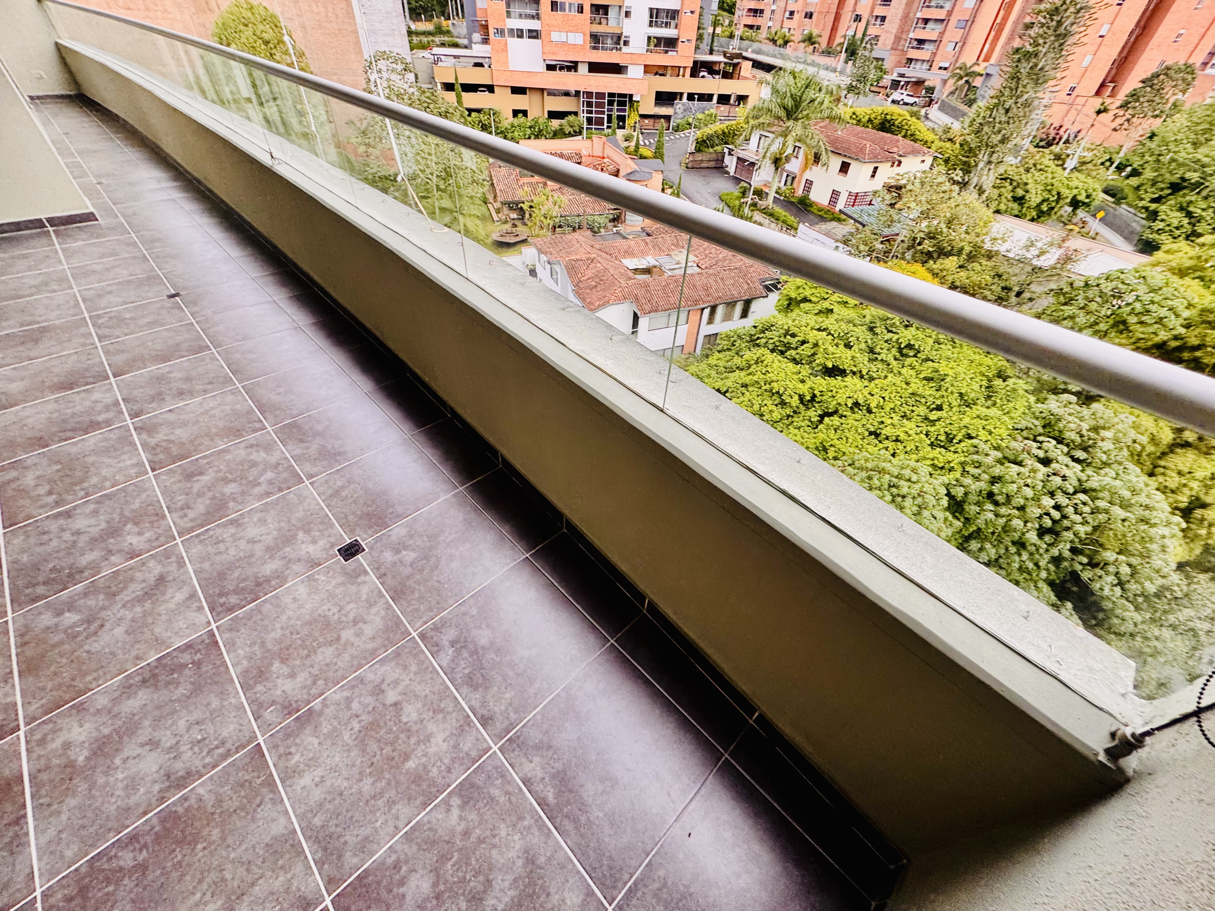 Apartamento en venta en Loma Del Esmeraldal, Envigado · foto 16 de 24