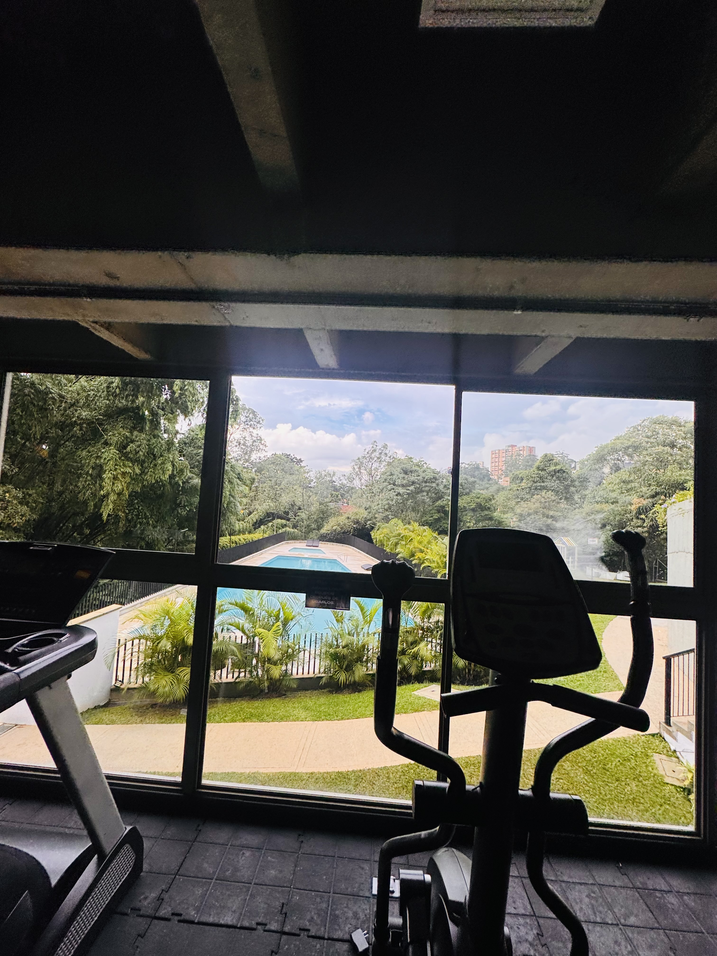 Apartamento en venta en Loma Del Esmeraldal, Envigado · foto 22 de 24
