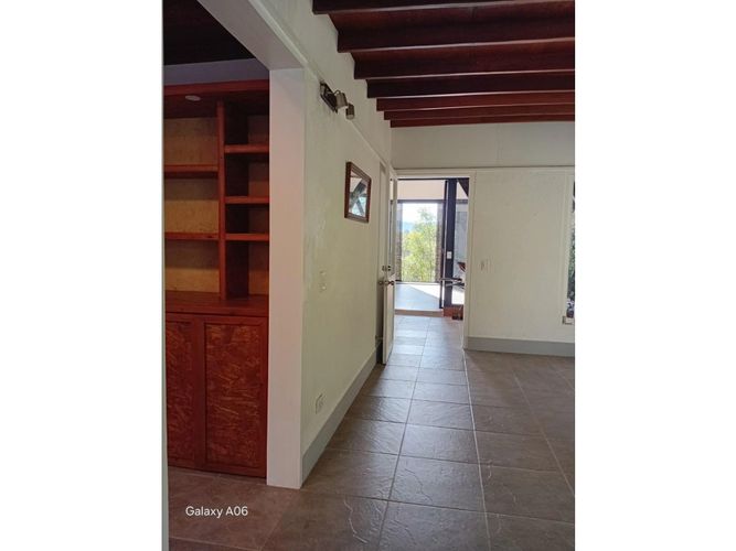 Casa de 2 alcobas en venta en Chaparral, Guarne, 200 m² · foto 8 de 24