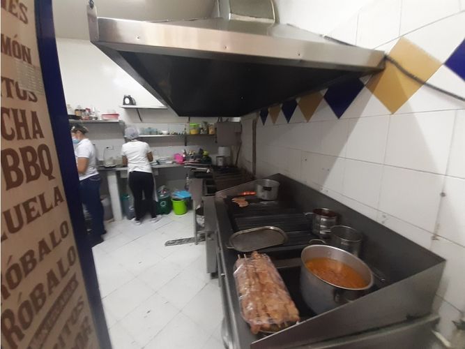 Local en venta en La Candelaria, Medellín, 18 m² · foto 4 de 8