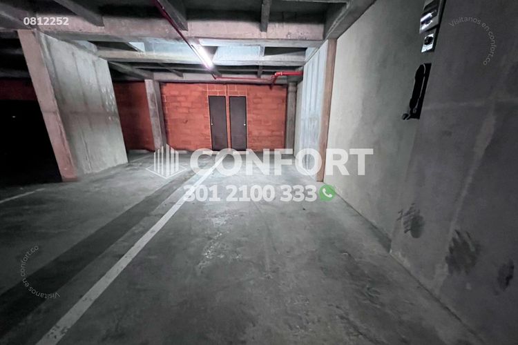 Apartamento de 3 alcobas en arriendo en Cumbres, Envigado, 100 m² · foto 23 de 24