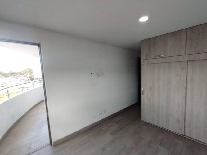 Local en arriendo en El Porvenir, Rionegro, 72 m² · foto 3 de 17
