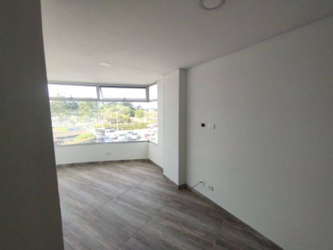 Local en arriendo en El Porvenir, Rionegro, 72 m² · foto 3 de 14