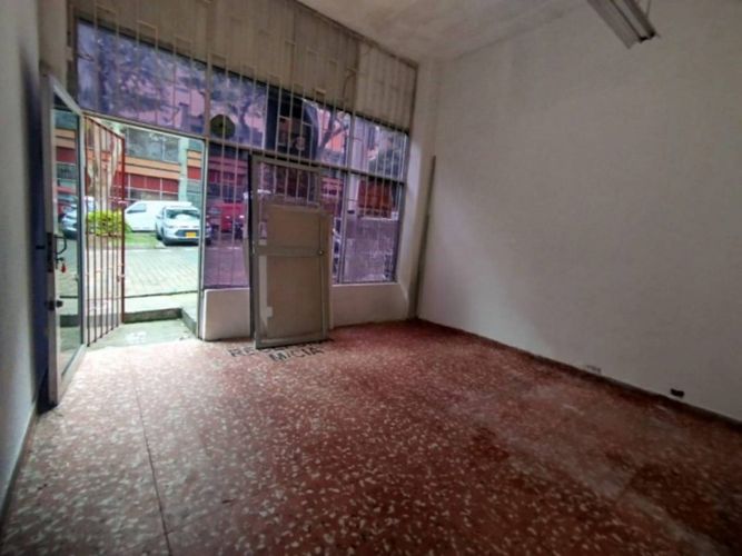 Bodega en arriendo en San Jose Obrero, Bello, 300 m² · foto 7 de 11