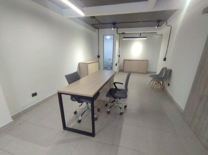 Oficina en arriendo en Llano Grande, Rionegro, 45 m² · foto 3 de 9