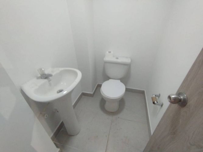 Oficina en arriendo en Llano Grande, Rionegro, 45 m² · foto 9 de 9