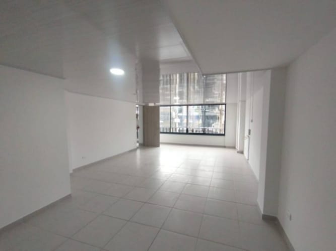 Oficina en arriendo en Llano Grande, Rionegro, 45 m² · foto 3 de 8