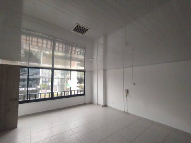 Oficina en arriendo en Llano Grande, Rionegro, 45 m² · foto 7 de 8