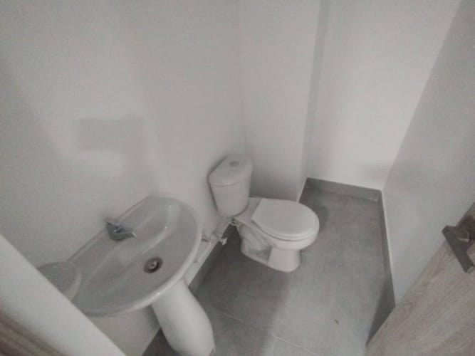 Oficina en arriendo en Llano Grande, Rionegro, 45 m² · foto 7 de 7