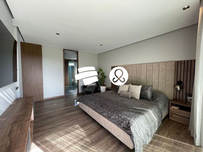 Casa de 3 alcobas en venta en Vía Las Palmas, Envigado, 1147 m² · foto 13 de 17