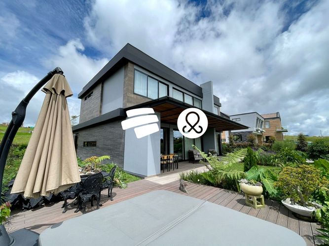 Casa de 3 alcobas en venta en Vía Las Palmas, Envigado, 1147 m² · foto 16 de 17