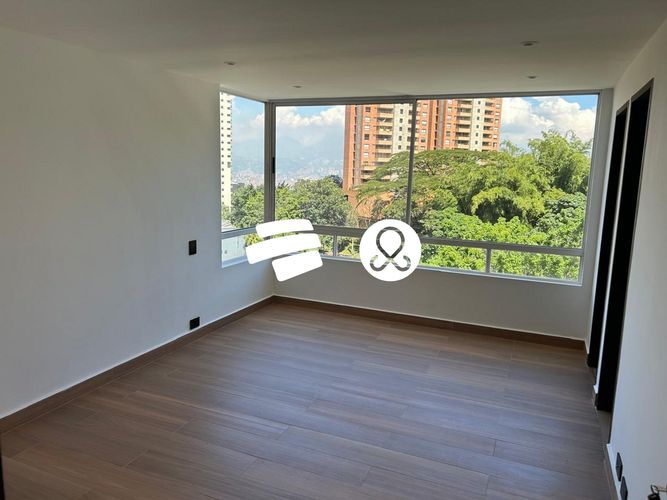 Apartamento de 3 alcobas en venta en Los Naranjos, Medellín, 163 m² · foto 4 de 23