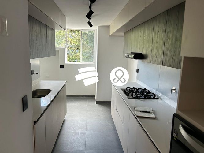 Apartamento de 3 alcobas en venta en Los Naranjos, Medellín, 163 m² · foto 17 de 23