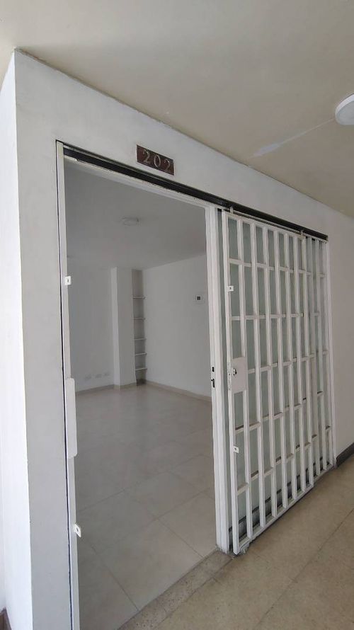 Oficina en venta en Zona Centro, Envigado, 18 m² · foto 3 de 11