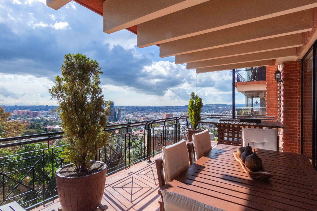Apartamento en venta en Santa Barbara Alta, Bogotá · foto 4 de 24