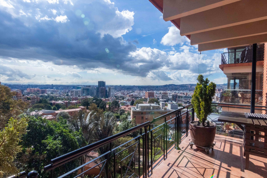 Apartamento en venta en Santa Barbara Alta, Bogotá · foto 5 de 24