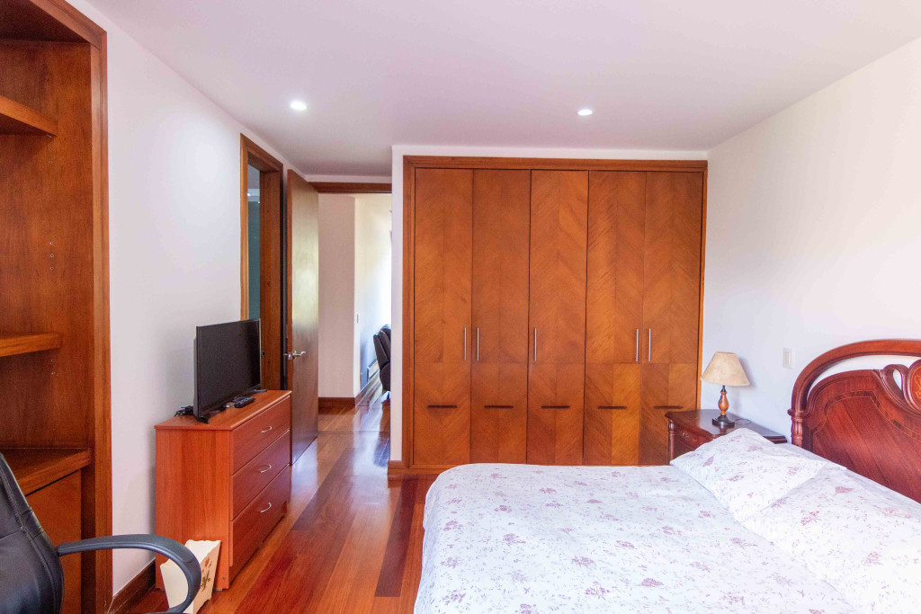 Apartamento en venta en Santa Barbara Alta, Bogotá · foto 19 de 24