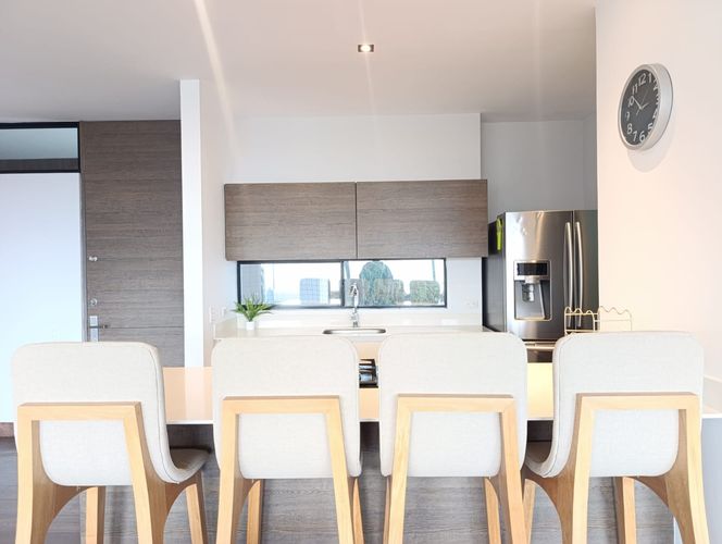 Apartamento de 2 alcobas en arriendo en El Poblado, Medellín, 130 m² · foto 6 de 20