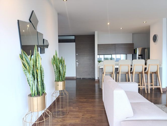 Apartamento de 2 alcobas en arriendo en El Poblado, Medellín, 130 m² · foto 5 de 20