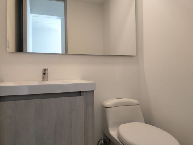 Apartamento de 3 alcobas en arriendo en El Poblado, Medellín, 100 m² · foto 17 de 18