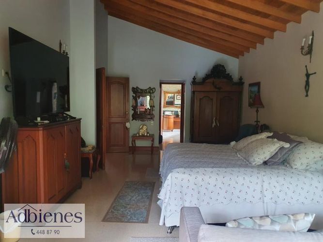 Casa de 3 alcobas en venta en Los Balsos, Medellín, 350 m² · foto 11 de 19