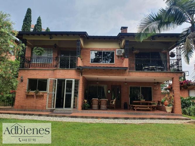 Casa de 3 alcobas en venta en Los Balsos, Medellín, 350 m² · foto 17 de 19