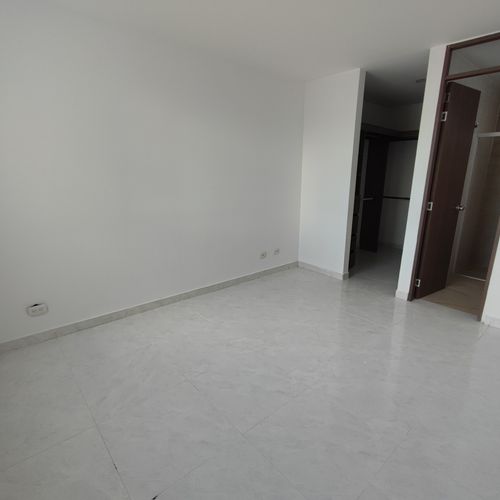 Apartamento en venta en Ciudad Pacífica, Cali · foto 10 de 19