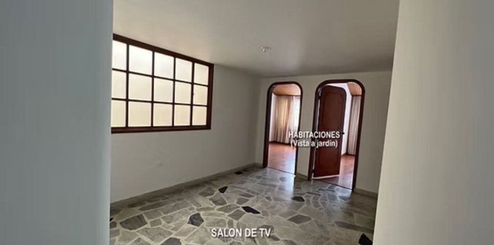 Casa de 4 alcobas en venta en La Providencia, Bogotá, 350 m² · foto 13 de 24
