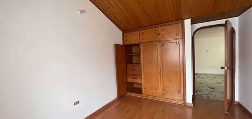 Casa de 4 alcobas en venta en La Providencia, Bogotá, 350 m² · foto 16 de 24