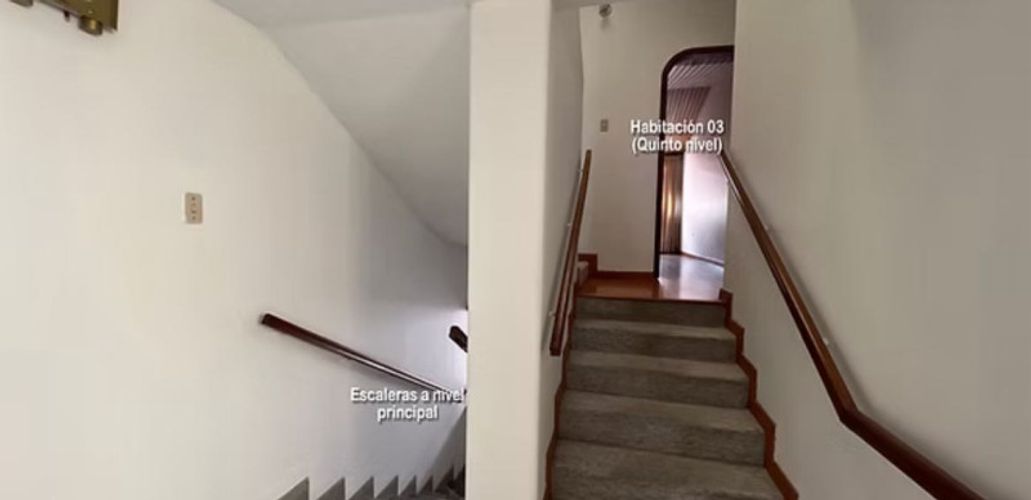 Casa de 4 alcobas en venta en La Providencia, Bogotá, 350 m² · foto 19 de 24