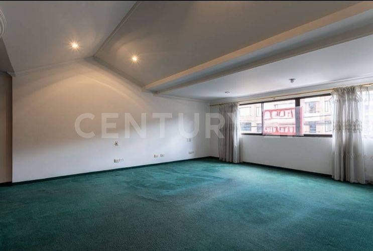 Casa de 3 alcobas en venta en Santa Paula, Bogotá, 270 m² · foto 18 de 18