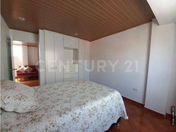 Apartamento de 4 alcobas en venta en La Gaitana Oriental, Bogotá, 274 m² · foto 6 de 16