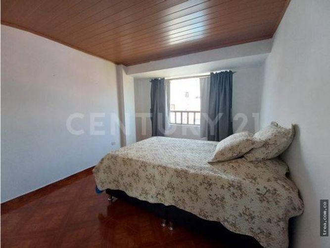 Apartamento de 4 alcobas en venta en La Gaitana Oriental, Bogotá, 274 m² · foto 7 de 16