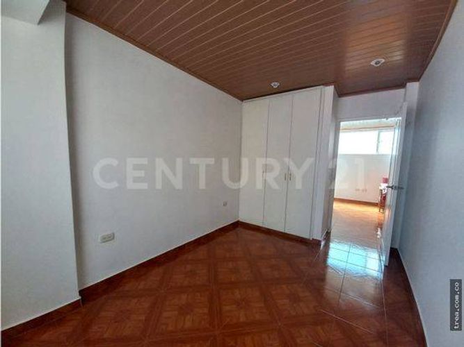 Apartamento de 4 alcobas en venta en La Gaitana Oriental, Bogotá, 274 m² · foto 8 de 16