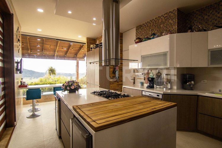 Casa de 4 alcobas en venta en San Gabriel, Chía, 550 m² · foto 4 de 17