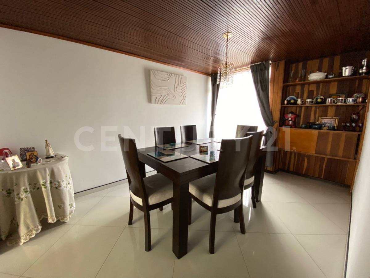 Casa en venta en San Nicolas, Bogotá · foto 6 de 19