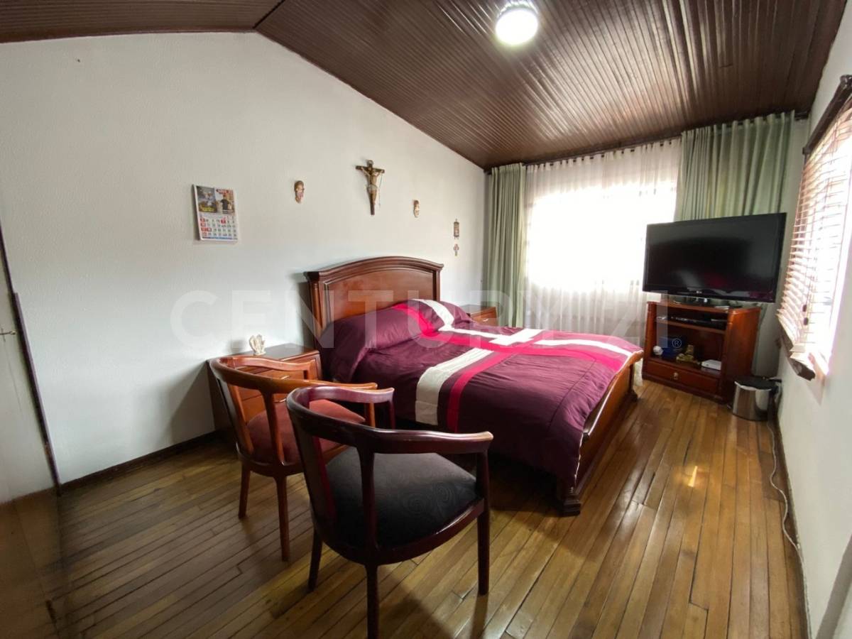 Casa en venta en San Nicolas, Bogotá · foto 12 de 19